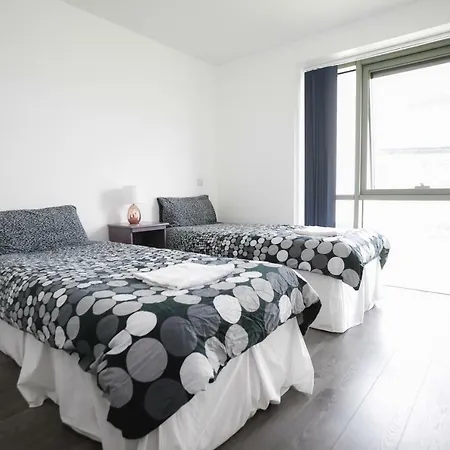 Reeks Gateway Townhouse