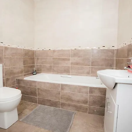 Apartment Reeks Gateway Townhouse
